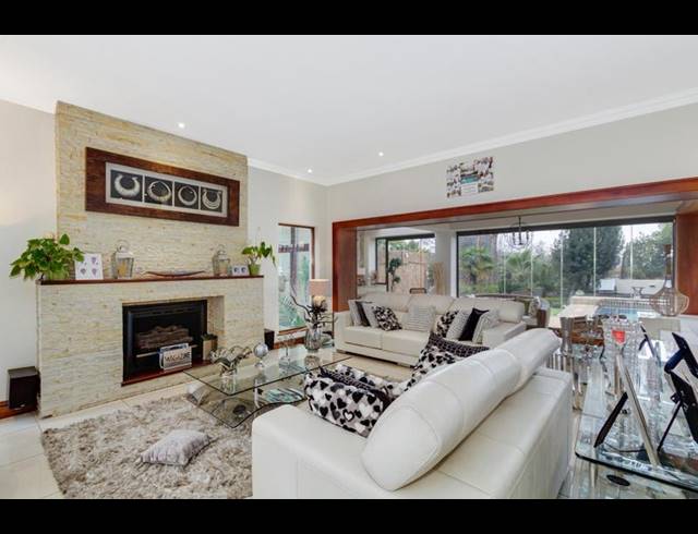 5 BEDROOM PROPERTY TO RENT IN DAINFERN GOLF ESTATE